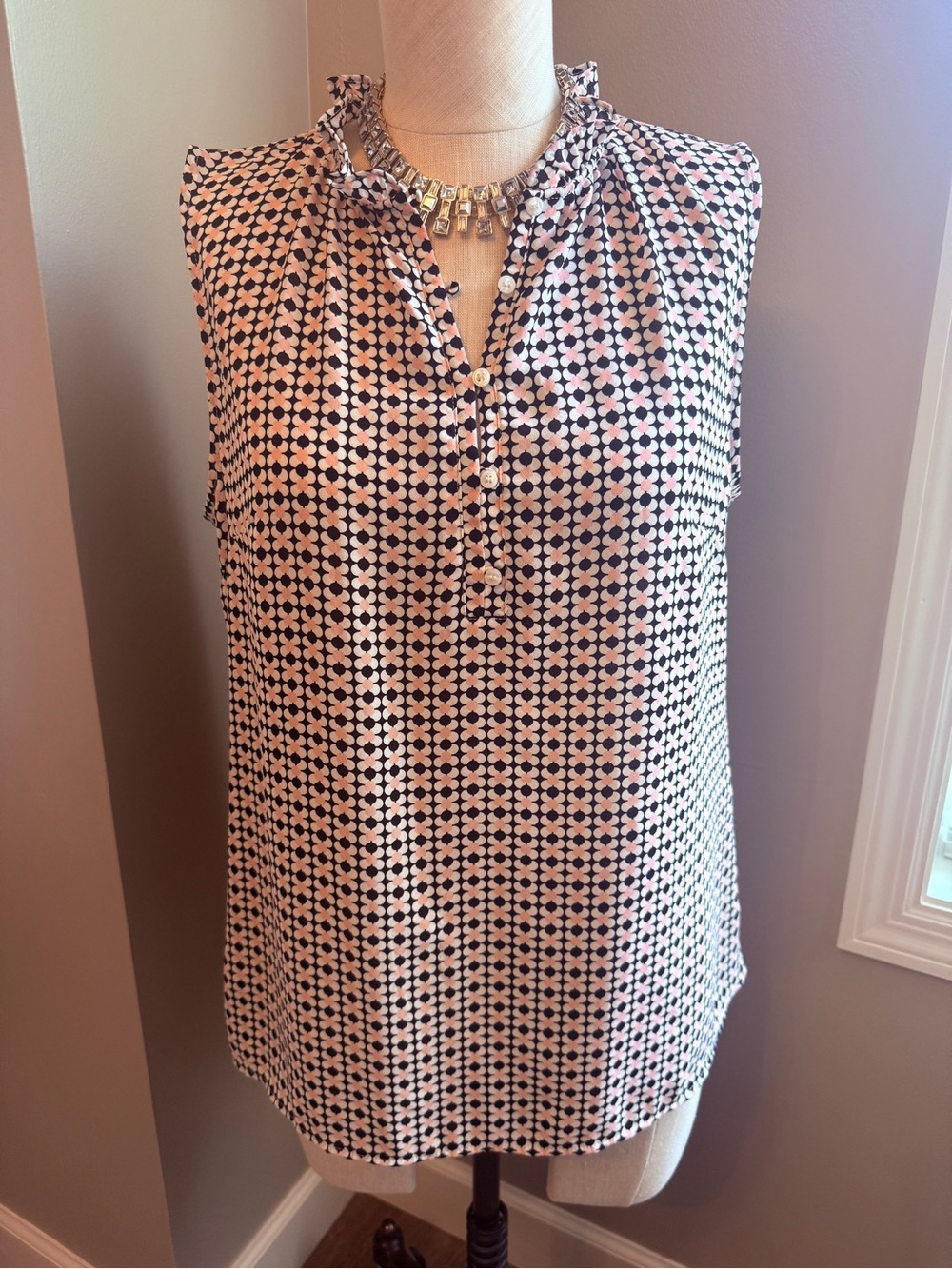 Talbots Pink & Black Sleeveless Geometric Ruffle-Neck Top